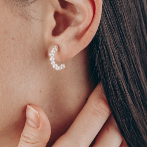 Cercei hoop argint 925 cu perlă albă, placat aur, 16 mm, eleganți și lucioși