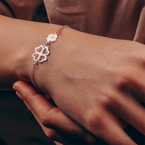 Silberarmband mit vierblättrigem Kleeblatt-Anhänger - Glückssymbol - Img 1