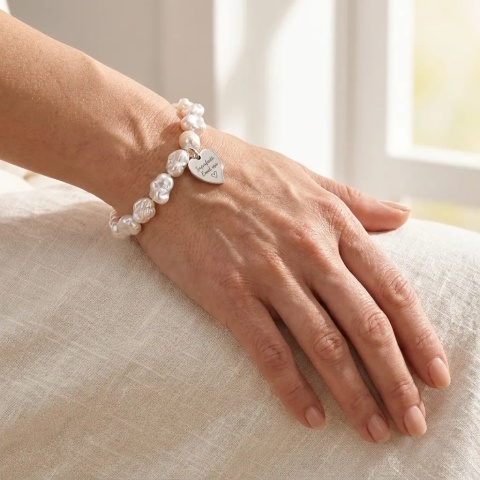 Brățară damă cu perle de cultură baroc și inimă personalizată din argint 925