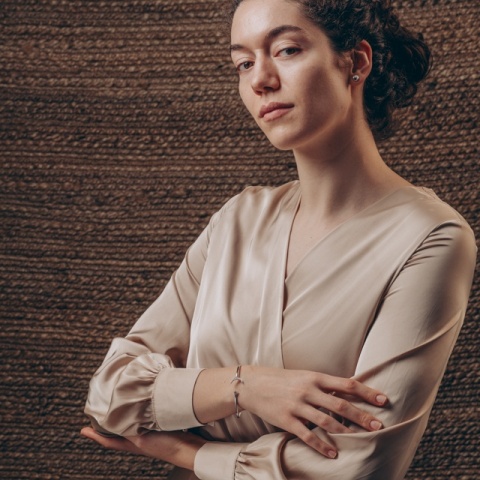 Brățară rigidă din argint cu lună și stea – design elegant cu zirconii strălucitoare - Img 3