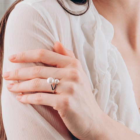 Offener Ring aus rhodiniertem Sterlingsilber mit Zuchtperlen und Zirkonias