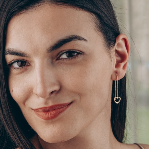Cercei inimă din argint 925 cu finisaj auriu – un strop de strălucire modernă și feminină. - Img 3