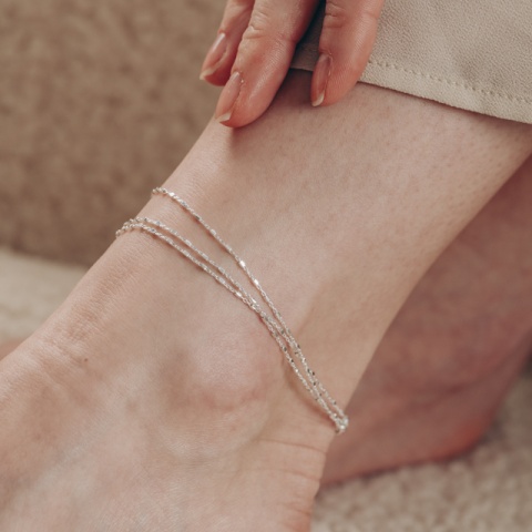Silber 925 Knöchelarmband mit Mini-Rechtecken, Dreifachkette, 25 cm - Img 4