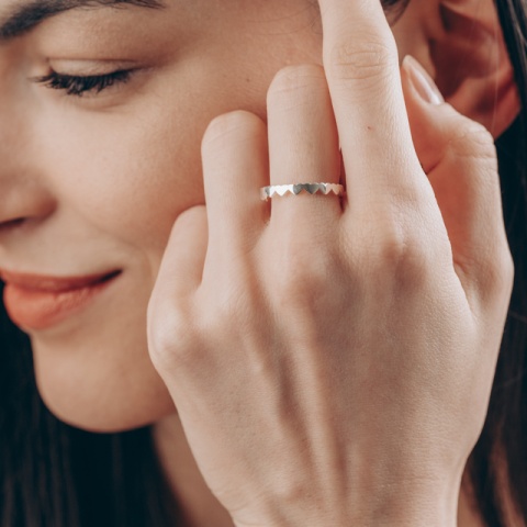 Sterling Silber 925 Herzen Ring - Symbol der Liebe, 1,45 g