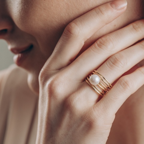 925 Sterling Silber vergoldeter verstellbarer Ring mit weißer Perle, freie Größe, glänzend