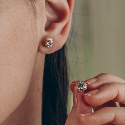Damenohrringe aus 14K Gold - Zirkonia, Schraubverschluss, 2,40g