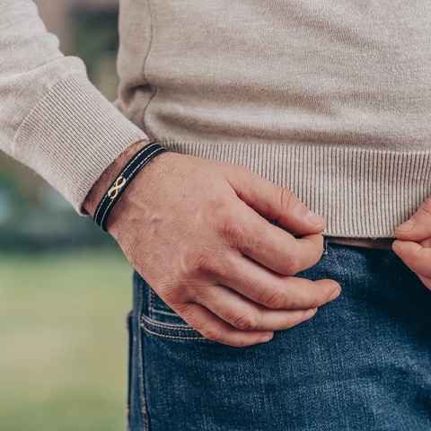 Retro Infinite Armband aus Leder und Gelbgold oder 14 Karat Weißgold (Verschluss aus Edelstahl) - Img 4