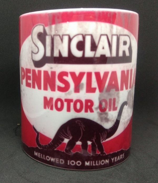 Caneca com Sinclair Pennsylvania motor oil