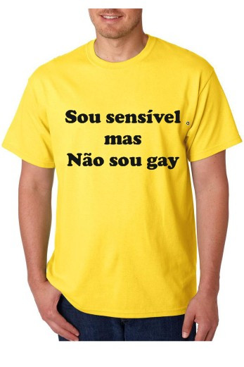 T-shirt - Sou sensivel mas nao sou Gay