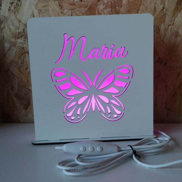 Candeeiro em MDF com luz de presença - Borboleta - Com nome