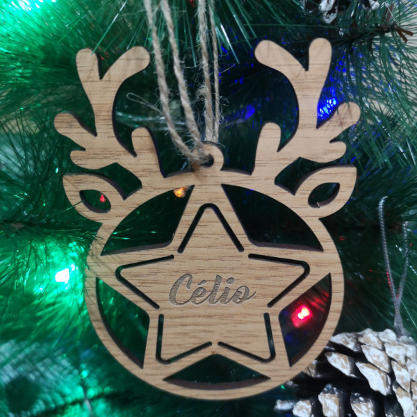 Ornamento / "bola" para árvore de Natal - Rena Estrela - Nome Personalizado