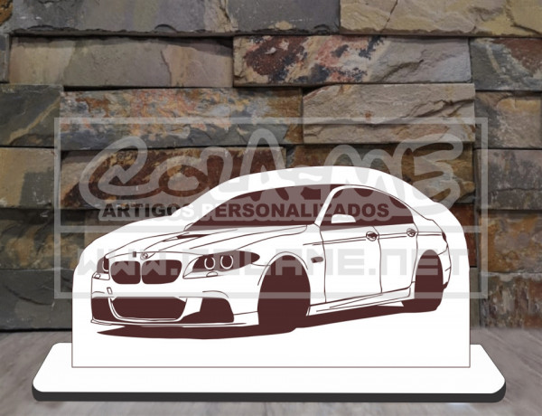 Moldura em MDF - BM F10 M5