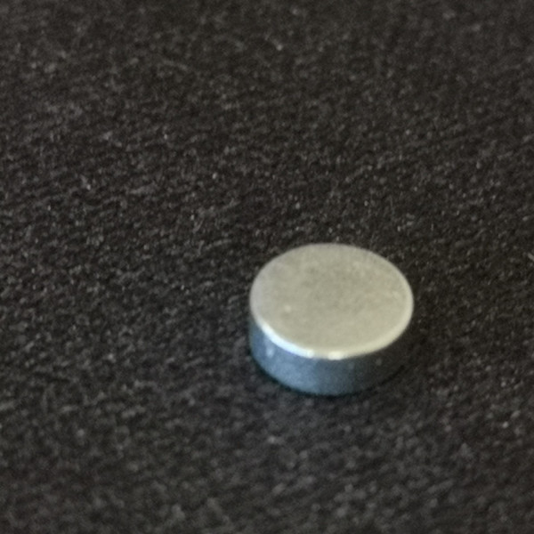 100 Ímanes Neodymium - 5 x 1.7mm