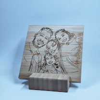 Moldura em Bambu com foto convertida em linhas