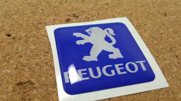 Autocolante Resinado 3D para Peugeot - 35 x 35mm