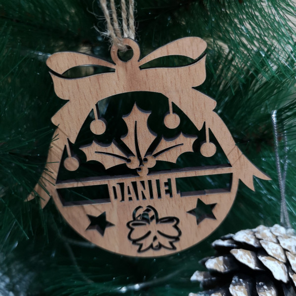Ornamento / "bola" para árvore de Natal- Nome Personalizado