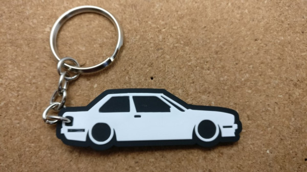 Porta Chaves com silhueta deBMW E30