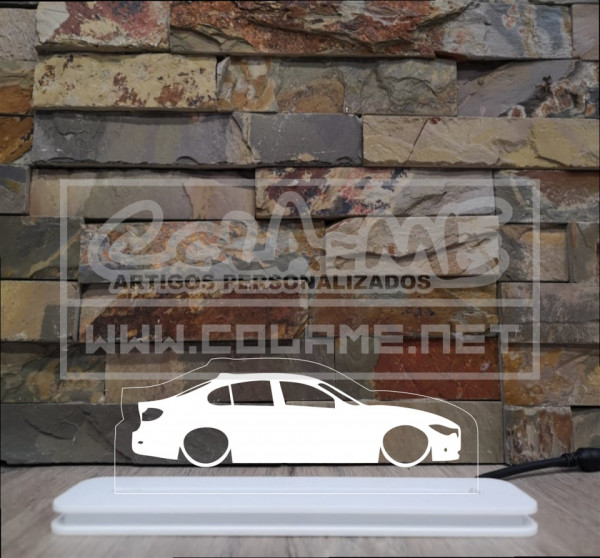 Moldura / Candeeiro com luz de presença - BM F30 - Lateral