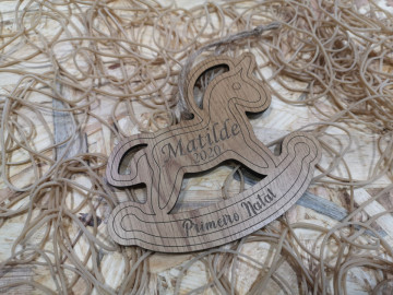 Artigo decorativo de Natal com nome e frase- MDF - Unicórnio - Img 2