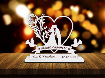 Lembrança de Casamento em MDF - Noivos com Nomes e data - Img 1