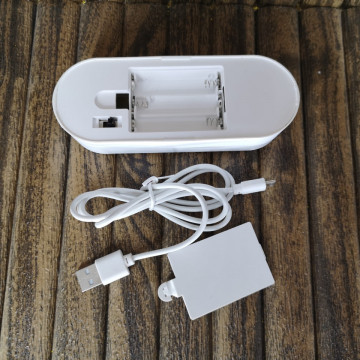 Base em plástico para Candeeiro de presença - 125x45x30mm - Branco Quente - Img 2