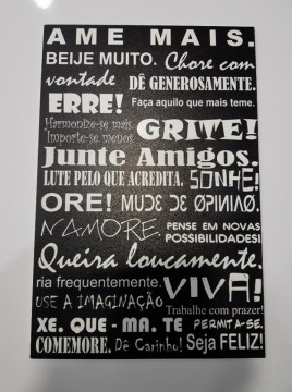 Placa Decorativa em PVC - Ame mais. Beije muito... - Img 1