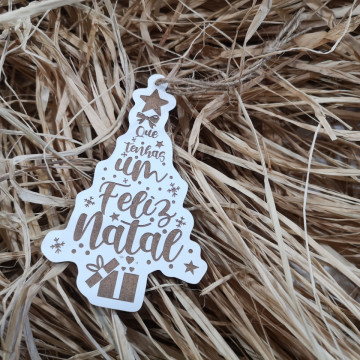 Ornamento para árvore de Natal em MDF - Que tenhas um Feliz Natal - Img 1