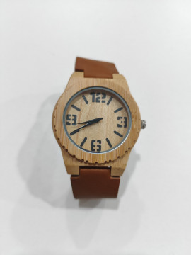Relógio de Pulso em Madeira - 32mm - Bracelete Castanho claro - Img 1