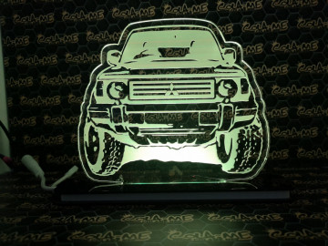 Moldura / Candeeiro com luz de presença - Mitsubishi Pajero - Img 1