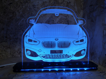 Moldura / Candeeiro com luz de presença - BMW F20 - Img 1