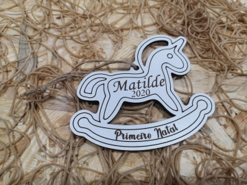 Artigo decorativo de Natal com nome e frase- MDF - Unicórnio - Img 1