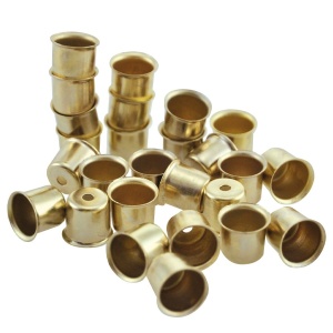 Set Playbox cu 25 de suporturi metalice aurii pentru lumânări de 21 mm, perfecte pentru proiecte creative, sfeșnice și decorațiuni handmade.