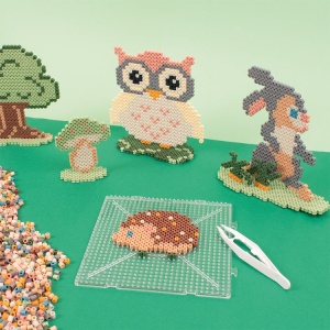 Cutie Playbox Mellow Pastel Mix cu 12.000 de mărgele pastelate – activitate creativă și educativă pentru copii și iubitori de handmade.