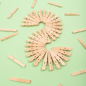half clothes pegs