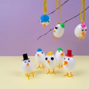 Playbox Foam Eggs – set 25 ouă din spumă 60×40 mm, ideale pentru pictat, decorat și activități creative de Paște.