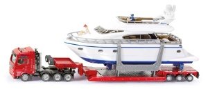 Set SIKU 1849 format din camion cap tractor, platformă de transport și yacht, realizat cu detalii realiste și finisaje premium specifice modelelor SIKU.