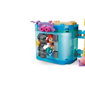 LEGO Disney Princess Minipalatul magic al lui Ariel 43285 cu palat, grotă, barcă și personaje Ariel, Flounder și Sebastian pentru joacă imaginativă.