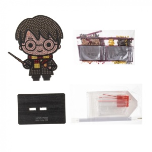Crystal Art Harry Potter 2 – set creativ cu cristale strălucitoare, figurină din lemn tăiat cu laser și suport decorativ pentru colecționari.