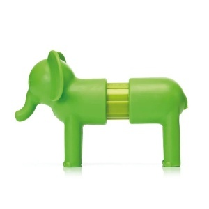 Set magnetic SmartMax My First Animals Elefantul cu 3 piese colorate pentru construirea unui elefant, special conceput pentru copiii cu vârste între 1 și 5 ani.