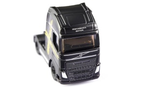 Volvo FH16 Performance - SIKU 1543 - Img 4