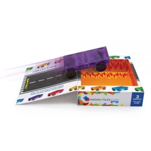 Set MAGNA-TILES In Motion cu 2 mașinuțe magnetice roșu și mov pentru construirea vehiculelor, pistelor și proiectelor STEM creative.