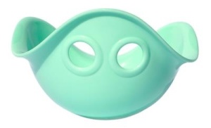Bilibo Mini, jucărie creativă colorată pentru copii, utilizată în jocuri imaginative cu apă, nisip, zăpadă și activități de dezvoltare a creativității.