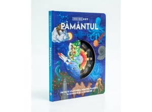 Carte educativă Pământul Model 3D pentru copii, cu elemente interactive despre structura planetei, atmosferă, Sistemul Solar și Univers.