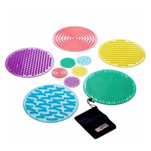 Set TickiT cu 10 discuri senzoriale texturate din silicon, pentru dezvoltarea percepției tactile, integrării senzoriale și coordonării copiilor de peste 3 ani.