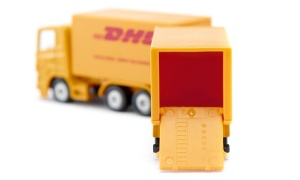 Truck with Trailer DHL - SIKU 1694 - Img 5