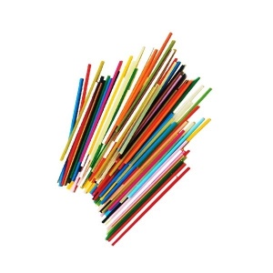 Set Flaro cu 100 de bețișoare școlare din plastic, în diverse culori, pentru exerciții de numărare și matematică.
