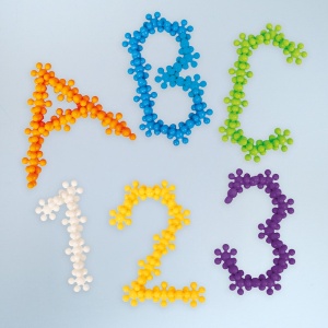 Joc de construcție creativ sub formă de stele Playbox Click Stars (200 piese) - Img 2