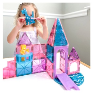 Set MAGNA-TILES Castle – construcție magnetică cu 25 de piese: dragon, prințesă, pod mobil, balcon, scară spiralată și piese cu sclipici.