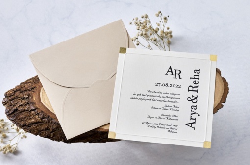 Invitatie de nunta, cu plic maro, 155x155mm – 1149