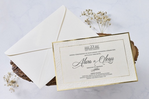 Invitatie de nunta eleganta, cu chenar auriu si plic alb, 115x222mm – 1172